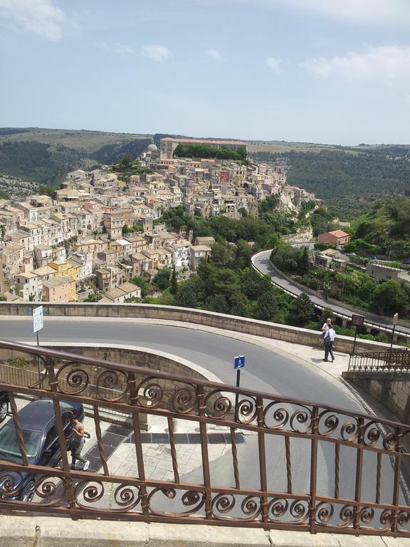 Ciràsa Villa Ragusa Esterno foto