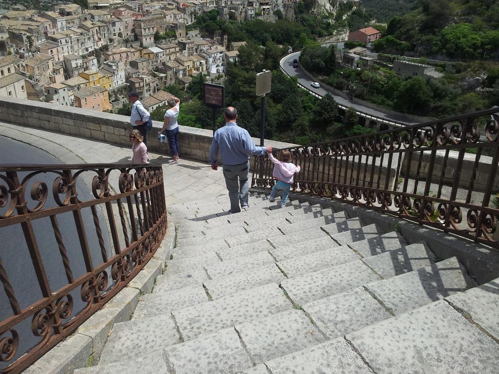 Ciràsa Villa Ragusa Esterno foto