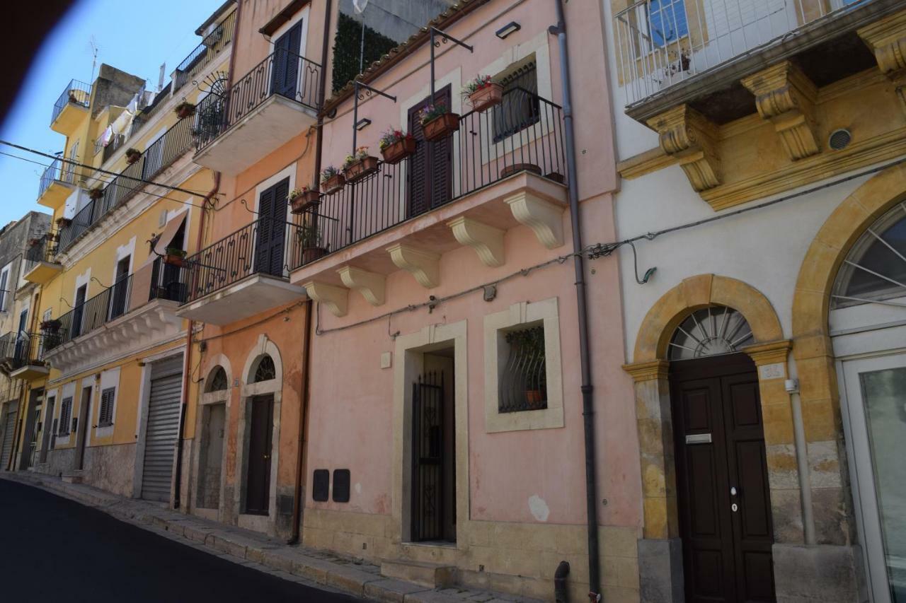 Ciràsa Villa Ragusa Esterno foto